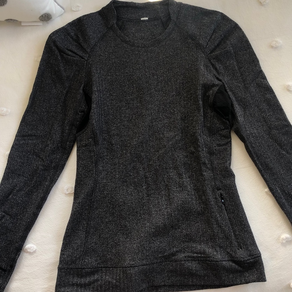 Lululemon Gray Long Sleeve Top